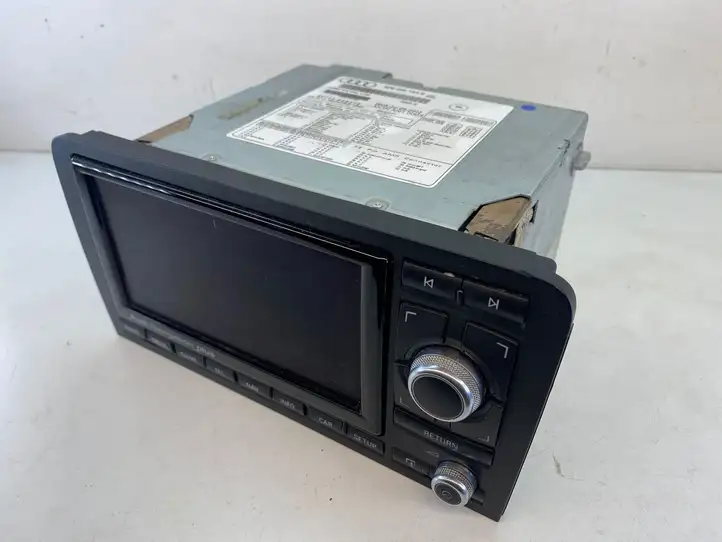Audi A3/S3 8P   8P0035193G Радио/ проигрыватель CD/DVD / навигация