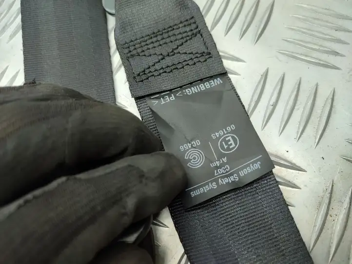     98130059XX Задний ремень безопасности