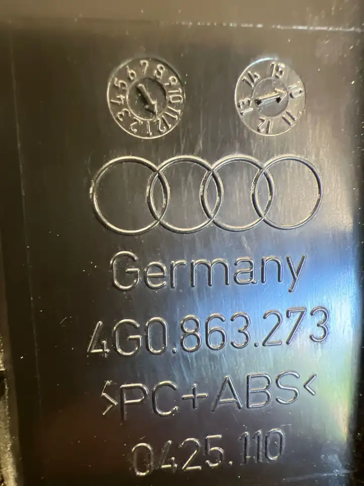 Audi A7 S7 4G (2010 - 2014) 4G0863273 Накладка передней пепельницы — фото 3