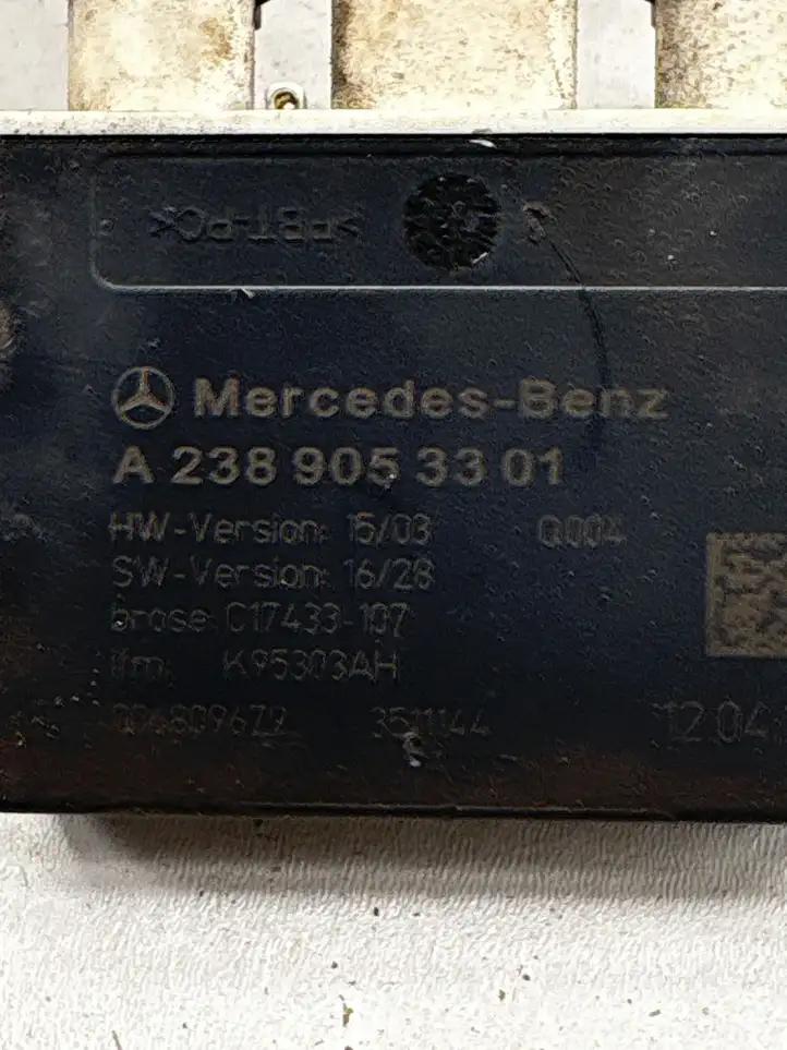 Mercedes-Benz GLC X253/C253 A2389053301 Датчик открытия крышки багажника — фото 3