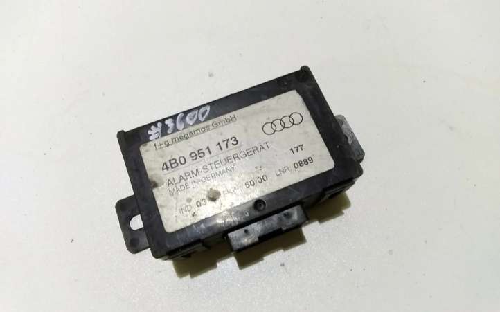 4B0951173 Audi A6 S6 C5 4B Signalizacijos valdymo blokas