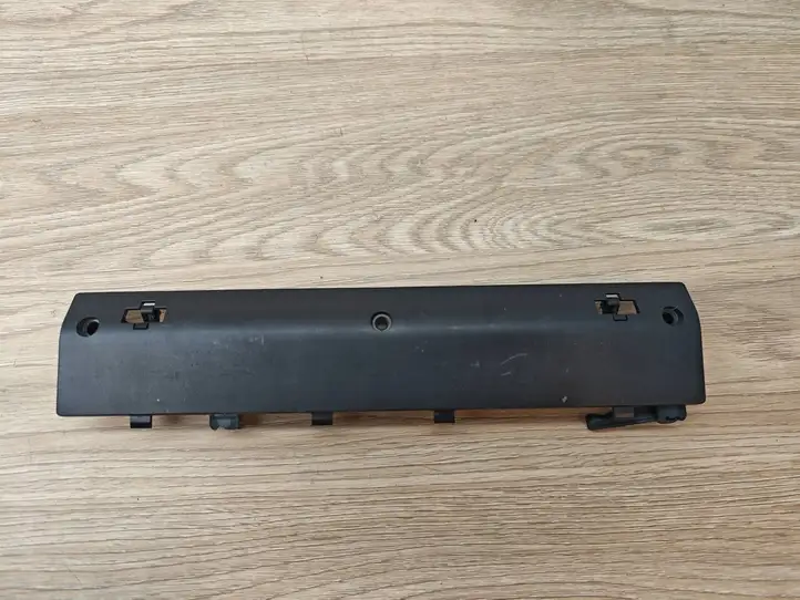 Volvo XC90 (2006 - 2014)   Кнопка открывания перчаточного ящика