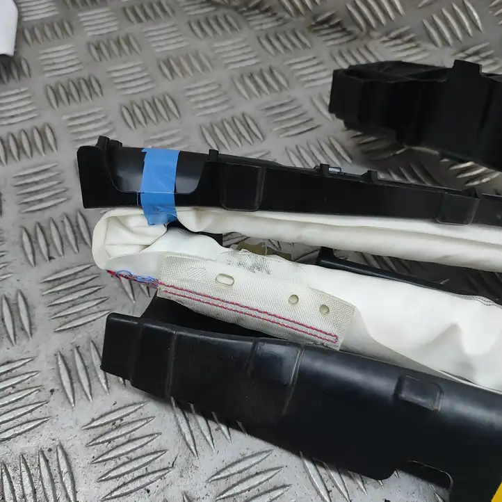 Toyota C-HR II   62170F4060 Боковая подушка безопастности( (крыша)