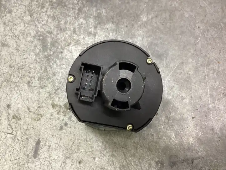 Audi A8 (2005 - 2007)  4E0941531F Включатель регулировки высоты фонарей