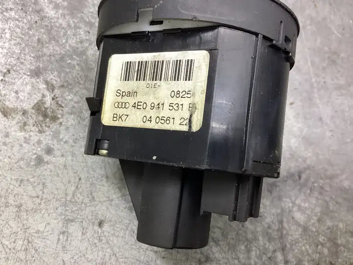 Audi A8 (2005 - 2007)  4E0941531F Включатель регулировки высоты фонарей