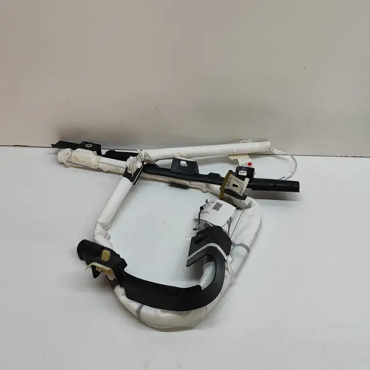 Toyota bZ4X (2021 - ) 621700R150 Боковая подушка безопасности шторка — фото 1