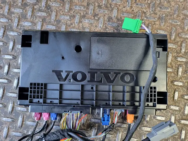 Volvo XC60 (2017 - ) 32256305 Блок GSM — фото 4