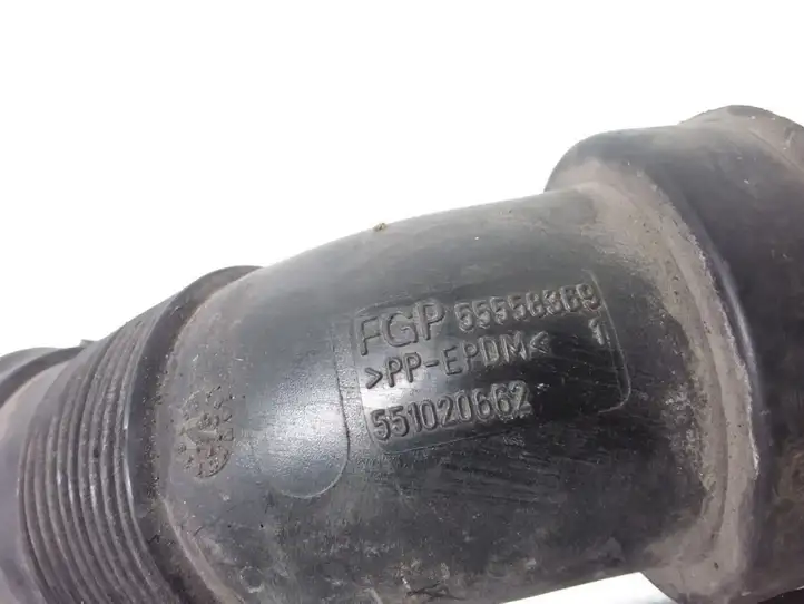 Opel Astra H (2004 - 2009) 55558369 Детали воздухозаборника — фото 3