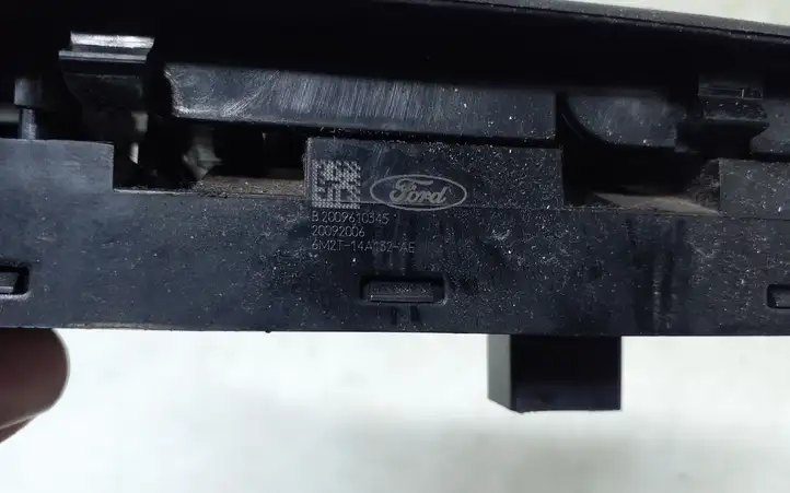 Ford S-MAX (2006 - 2010) 6M2T14A132AE Кнопка стеклоподъемников — фото 4