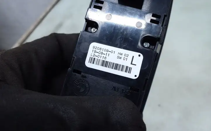 BMW 1 F20 F21 (2011 - 2019) 9208109 Блок кнопок стеклоподъемников — фото 5