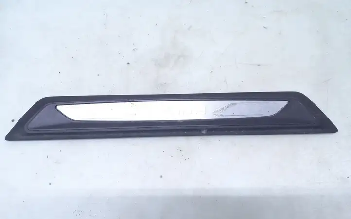 BMW 1 F20 F21 (2011 - 2019) 7289216 Внутренняя отделка переднего порога — фото 1