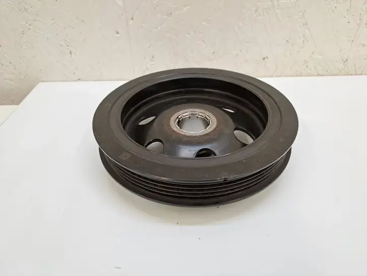 Mercedes-Benz CLA C117,X117,W117 (2013 - 2019) 0315 Шкив коленчатого вала — фото 1