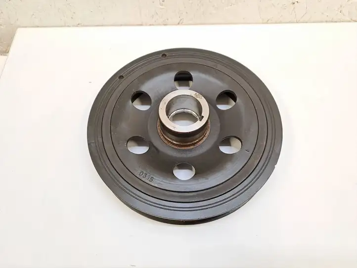 Mercedes-Benz CLA C117,X117,W117 (2013 - 2019) 0315 Шкив коленчатого вала — фото 5