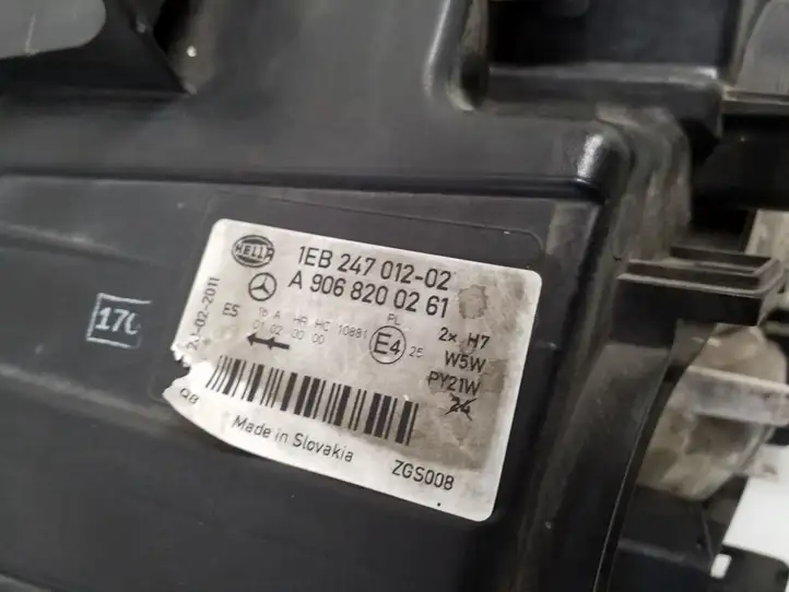 Mercedes-Benz Sprinter W906 (2006 - 2018) A9068200261 Передняя фара — фото 15