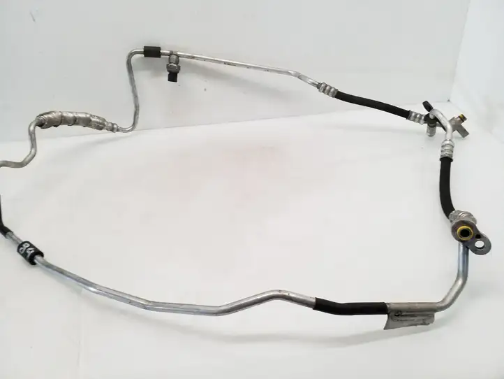 BMW 3 E90 E91 (2005 - 2012) 920972902 Трубки и шланги кондиционера — фото 5