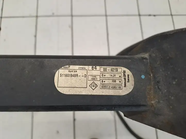 Renault Master III (2010 - ) 511762198R Комплект буксировочного крюка — фото 14