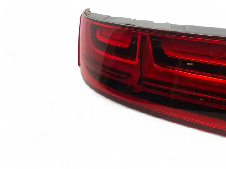 Audi Q7 4M (2015 - ) 4M0945093M Задний фонарь в крышке багажника — фото 21