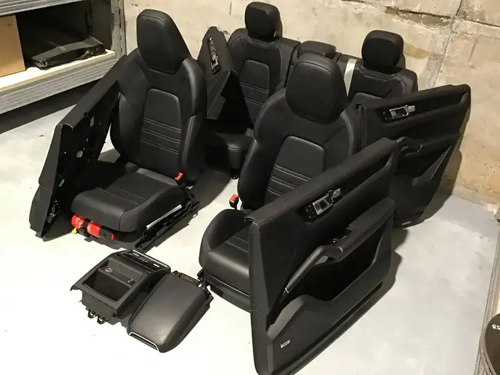 Porsche Cayenne (9Y0 9Y3) (2018 - ) Комплект салона — фото 29
