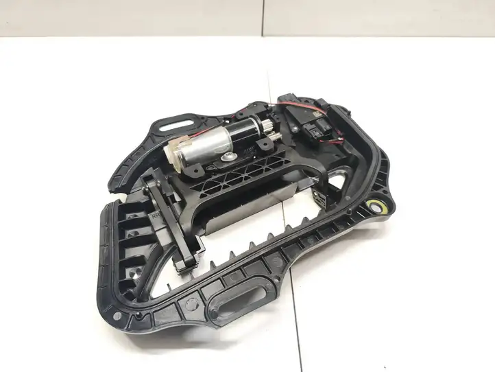 Tesla Model S (2012 - 2016) 113339800A Наружная ручка двери — фото 4