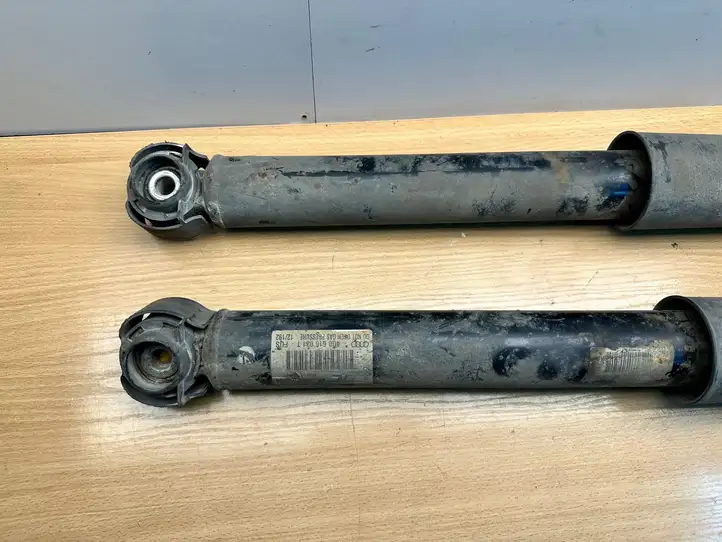 Audi A6 Allroad C7 (2012 - 2014)  4G0616031T Задний амортизатор (пневмоподвеска)