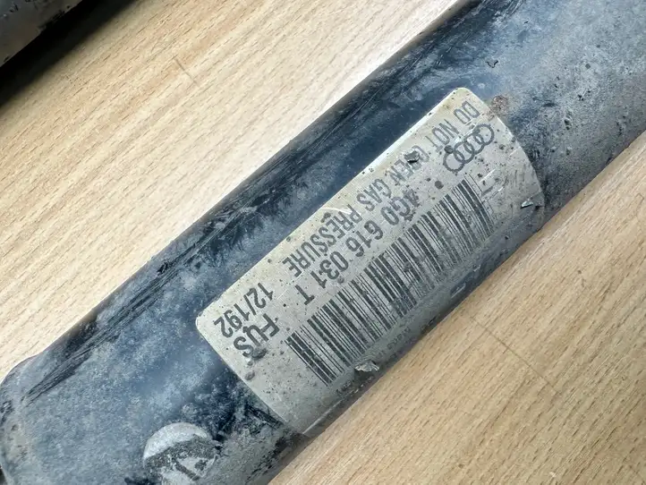 Audi A6 Allroad C7 (2012 - 2014)  4G0616031T Задний амортизатор (пневмоподвеска)