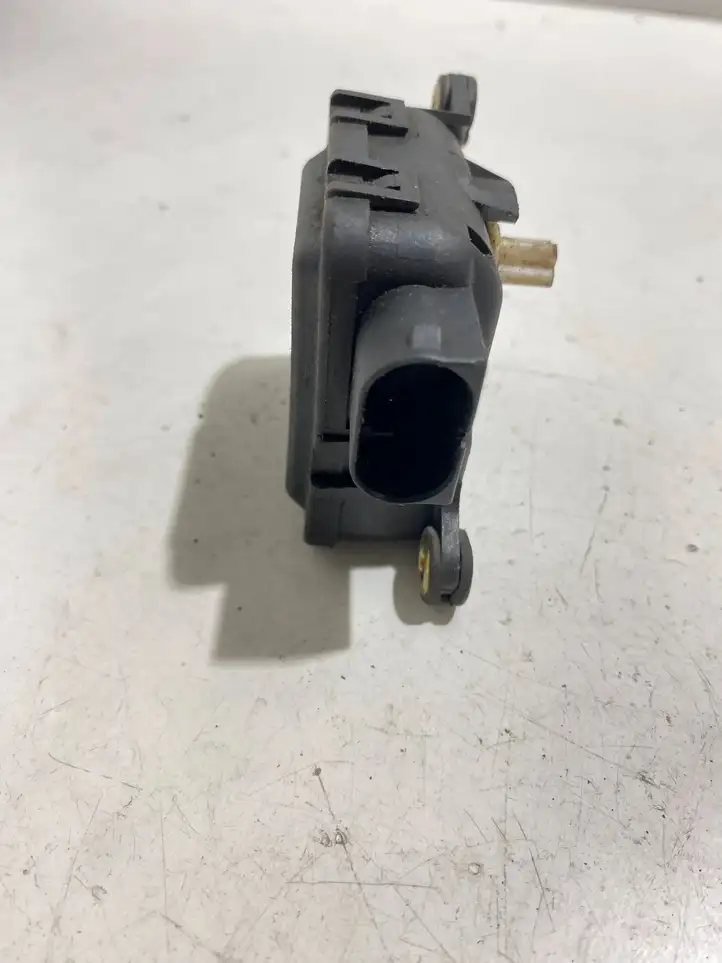 Opel Astra G (1998 - 2004) 0132801132 Двигатель задвижки потока воздуха — фото 2
