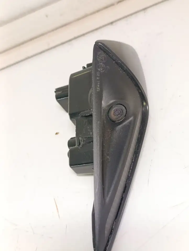 Tesla Model 3 (2017 - 2023) 149586420C Боковая камера в крыле — фото 4
