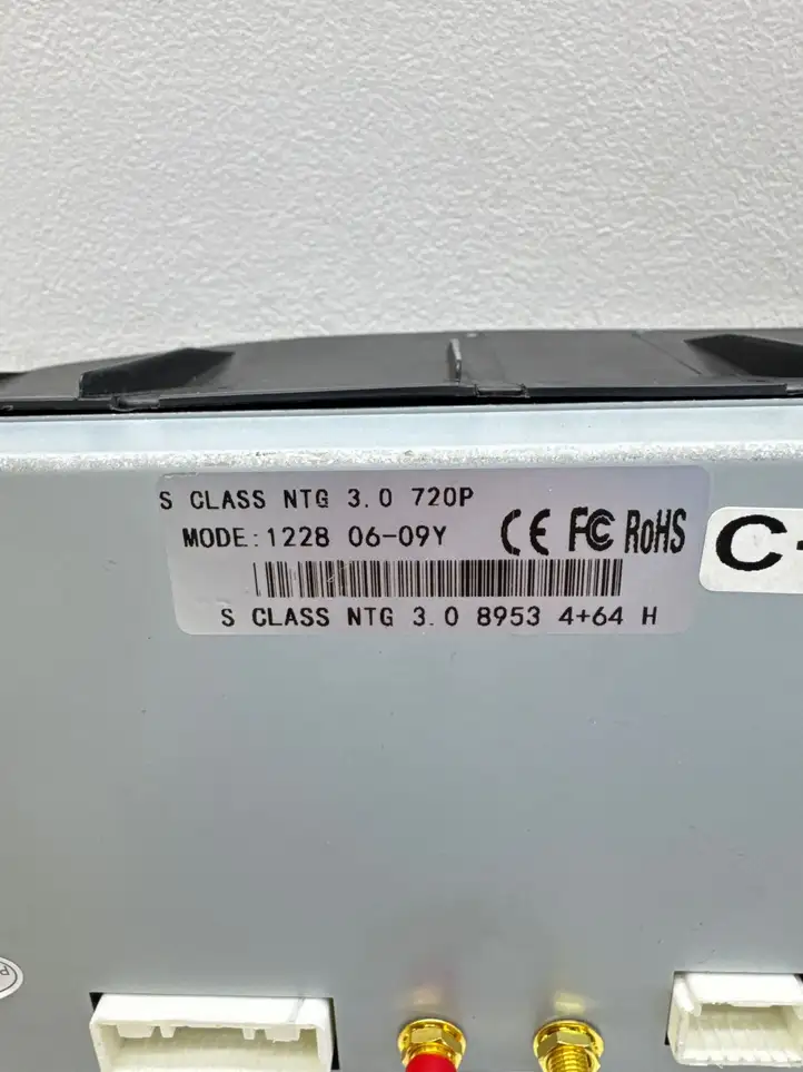 Mercedes-Benz S W221 (2005 - 2013) Магнитола / мультимедийная система — фото 9