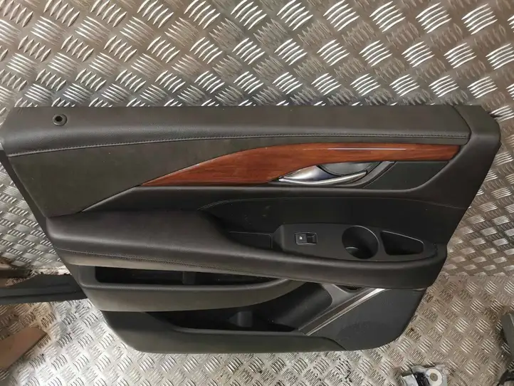 Cadillac Escalade IV (2014 - 2019) 60503FIP Обшивка задней двери — фото 1