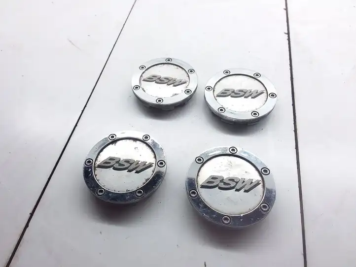 Peugeot 3008 I (2008 - 2015) CPST61 Неоригиналные колпаки ступицы — фото 1