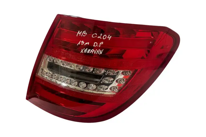 Mercedes-Benz C W204 (2007 - 2014) 2048204764 Задний фонарь в кузове — фото 3