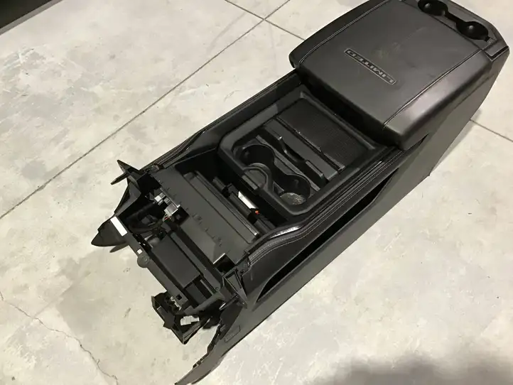 Dodge Ram (2018 - ) Комплект салона — фото 17