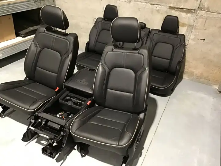 Dodge Ram (2018 - ) Комплект салона — фото 29