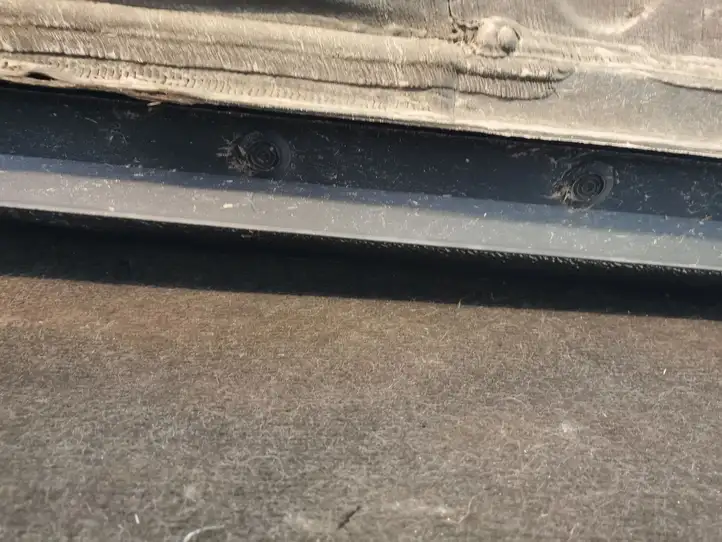 Toyota Yaris (2014 - 2019) Передний порог кузова — фото 3