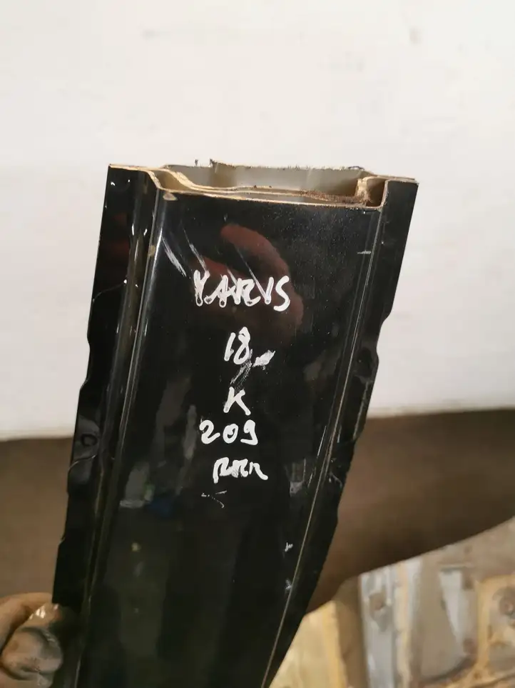 Toyota Yaris (2014 - 2019) Передний порог кузова — фото 9