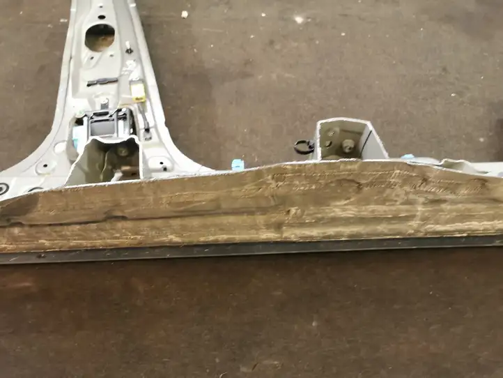 Toyota Yaris (2014 - 2019) Передний порог кузова — фото 12