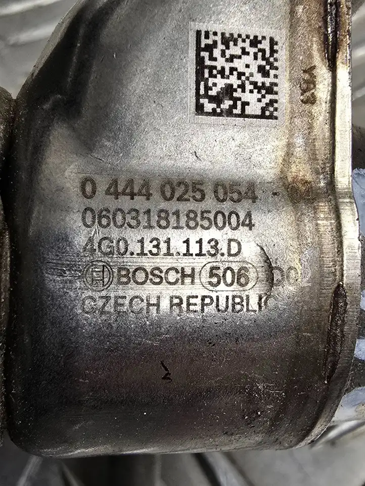 Audi A6 C7 (2011 - 2014) 4G0131113D Форсунка AdBlue — фото 2