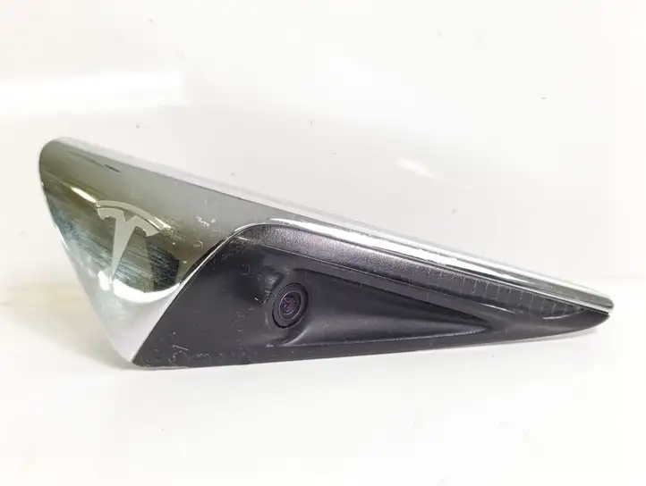 Tesla Model X (2015 - 2021) 112510699A Боковая камера в крыле — фото 1