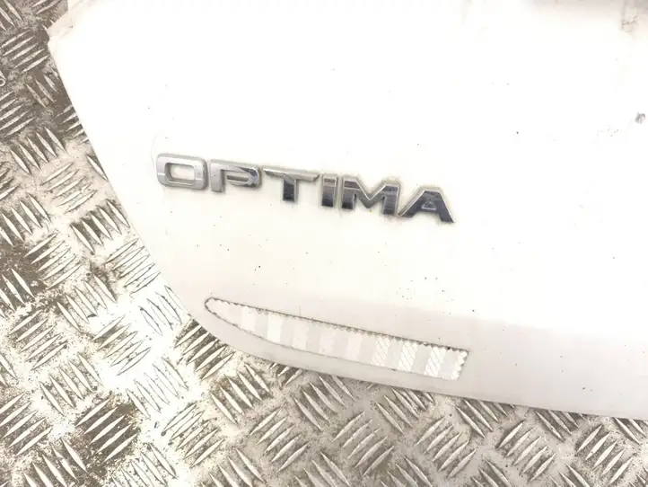 Kia Optima (2010 - 2013) Крышка багажника — фото 3