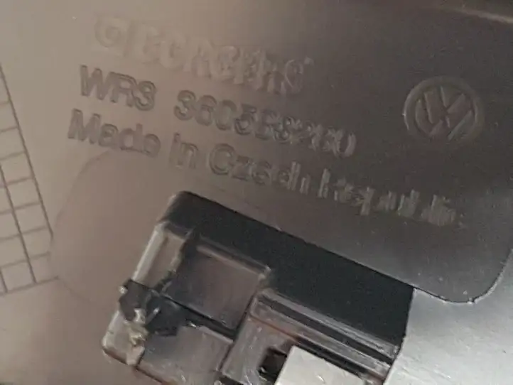 Volkswagen ID.4 (2020 - ) 11A867427P Нижняя боковая отделка заднего сиденья — фото 3