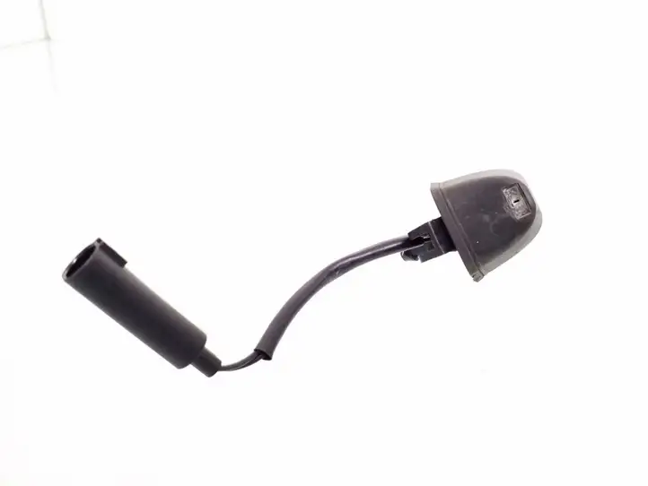 BMW 3 E92 E93 (2005 - 2014) 7131299 Форсунка омывателя лобового стекла — фото 1