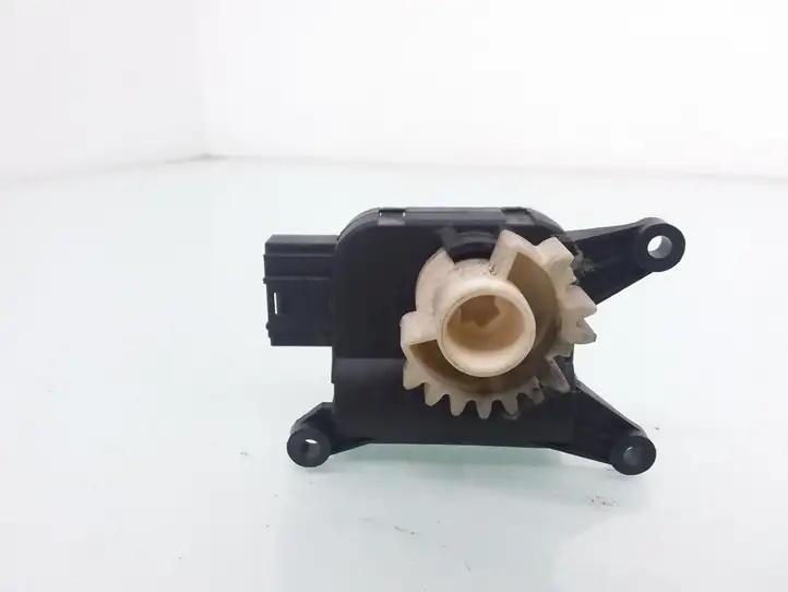 Volkswagen Touran I (2003 - 2010) 1K0907511D Двигатель задвижки потока воздуха — фото 4