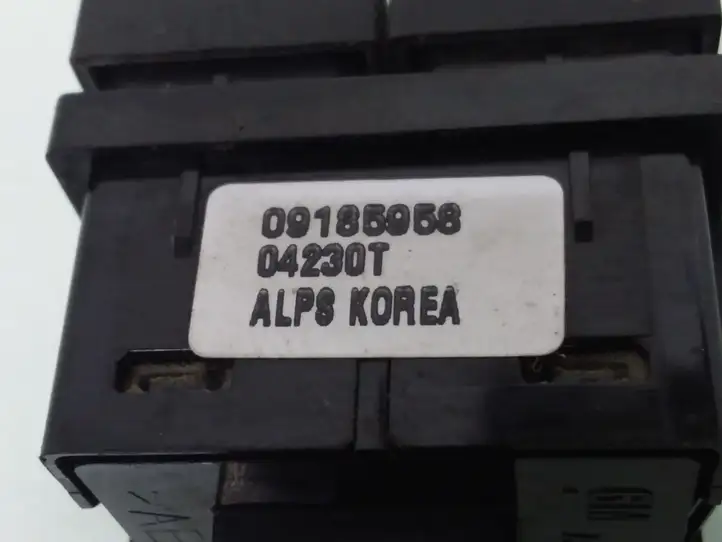Opel Signum (2002 - 2008) 09185958 Блок кнопок стеклоподъемников — фото 2