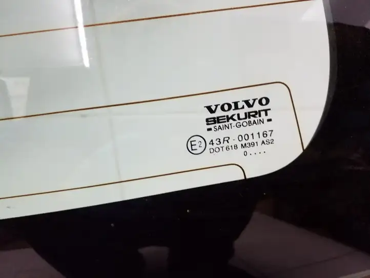 Volvo S40, V40 (2000 - 2004) Крышка багажника — фото 3