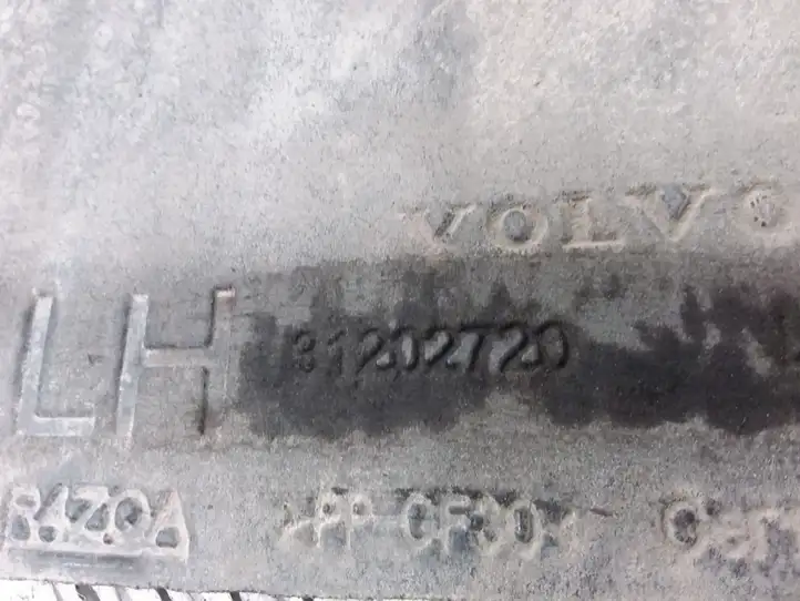 Volvo V60 (2013 - 2018) 31202720 Защита днища — фото 3