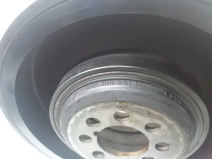 Audi A6 Allroad C5 (2000 - 2006) 059105251M Шкив коленчатого вала — фото 4