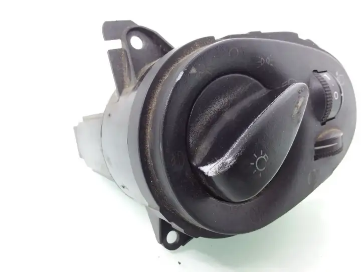 Ford Focus (1998 - 2004) 98AG13A024AH Включатель фонарей — фото 2