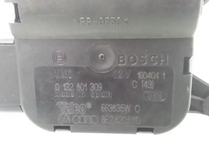 Audi A4 S4 B6 8E 8H (2000 - 2006) 8E2820511D Двигатель задвижки потока воздуха — фото 2
