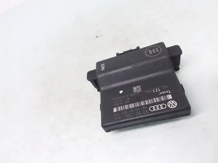 Audi A3/S3 8P (2004 - 2008) 1K0907530G Прочие блоки управления — фото 1