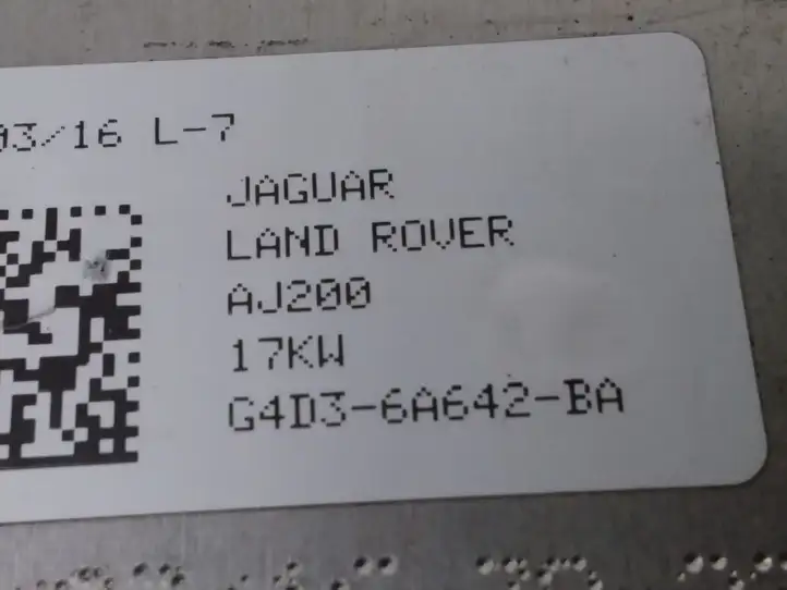 Land Rover Discovery Sport (2014 - 2019) G4D36A642BA Кронштейн масляного фильтра — фото 3
